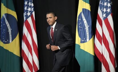 Obama, minutos antes de su comparecencia en Brasil sobre la situación en Libia.