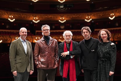 De izquierda a derecha, Víctor García de Gomar, Ángel Rodríguez, Jordi Savall, Edward Clug y Beate Vollack. / Liceu