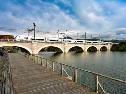 Talgo obtuvo unos ingresos de 469 millones de euros en 2022 y 1,4 millones de beneficio neto.