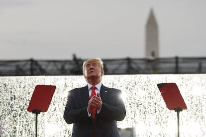 Donald Trump, durante la exhibición aérea celebrada en Washington.