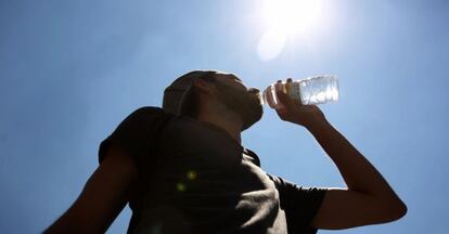 El Ministerio de Sanidad alerta si se van a registrar varios días de altas temperaturas.