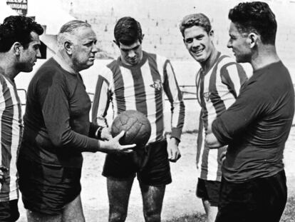Balmanya habla con los tres béticos traspasados al Atlético: Colo, Luis y Martínez.