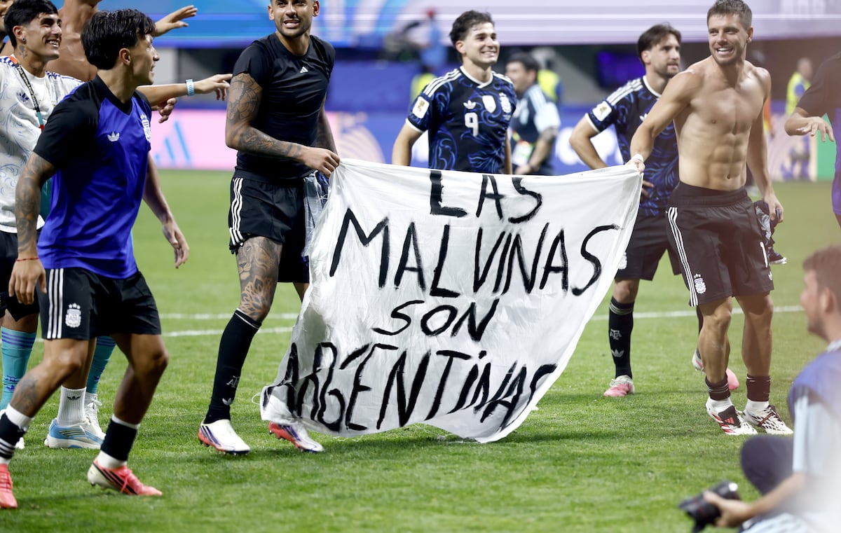 Milei government protests British military vessel's presence in Argentine waters