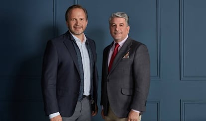 De izquierda a derecha: Pablo Alzugaray, CEO de Shackleton y Juan Pedro Moreno, presidente de Accenture España, Portugal e Israel.