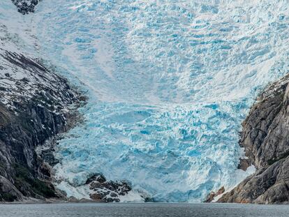 Italia Glacier, located in Chile’s Cordillera Darwin, a mountain range that borders the Beagle Channel. As you sail along the Beagle, you can see glaciers from the Darwin ice field breaking off and falling into the sea.