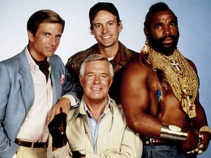 Los protagonistas de la serie 'El Equipo A': Dirk Benedict, George Peppard, Dwight Schultz, y Mr. T., de izquierda a derecha.