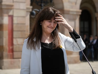 Laura Borràs en una comparecencia delante del Parlament, este jueves, tras conocer la sentencia que la condena.