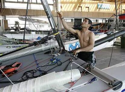 Antón Paz (clase tornado) prepara su barco.