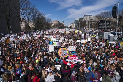 Miles de personas durante la marcha en la ciudad de Washington.