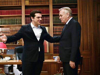 Tsipras recibe este martes en Atenas al ministro de Exteriores franc&eacute;s.