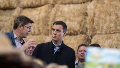 Pedro S&aacute;nchez visita una cooperativa agroganadera en Pontevedra.  
 14/09/16