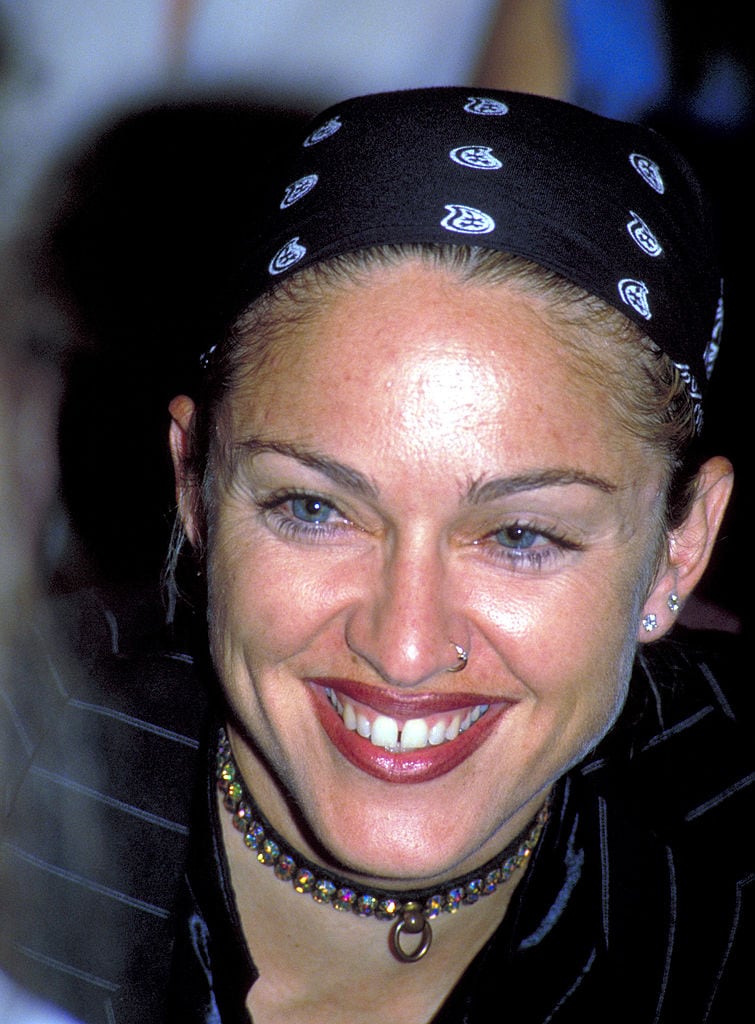 De Jackie a Gracie Abrams: todas las veces que un pañuelo en la cabeza fue irresistible