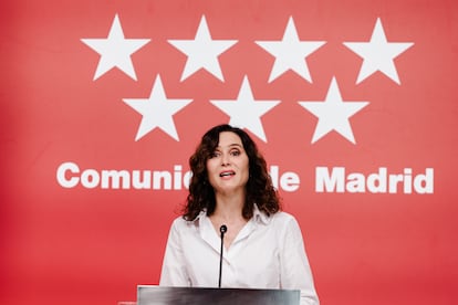 La presidenta de la Comunidad de Madrid, Isabel Díaz Ayuso, este lunes en la Real Casa de Correos.