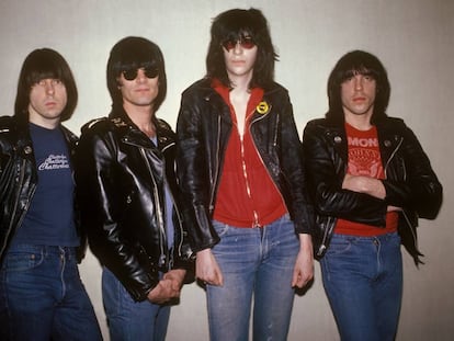 Johnny Ramone, Dee Dee Ramone, Joey Ramone y Marky Ramone en 1980, el año en el que se editó 'End of the Century'. Por esa época ya no se hablaban Johnny y Joey.