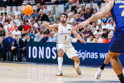 Facundo Campazzo, en la semifinal de la pasada Supercopa con el Madrid ante el Barcelona.