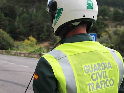 Agente de Guardia Civil de Tráfico
GUARDIA CIVIL
  (Foto de ARCHIVO)
10/11/2017