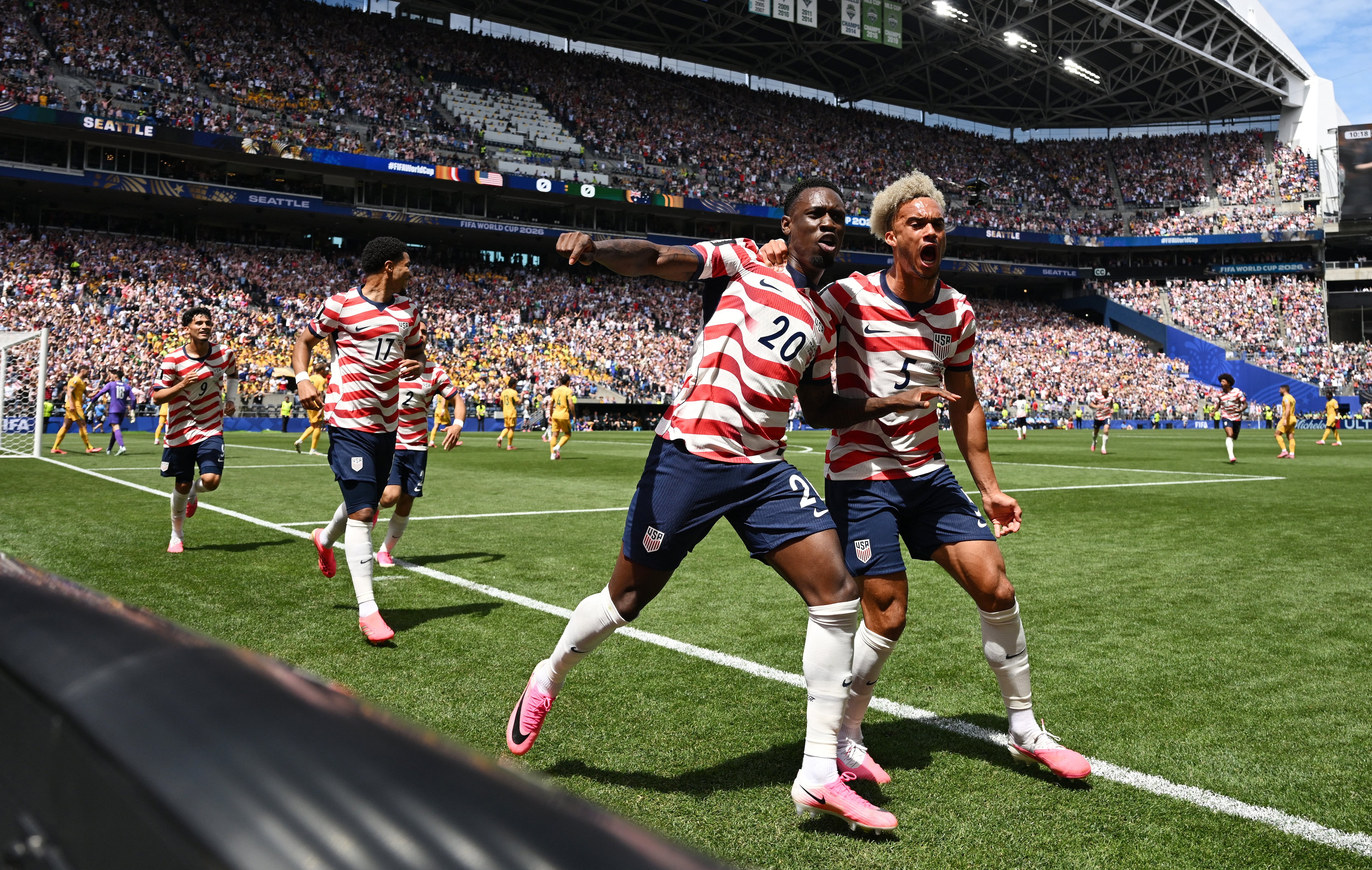Mundial de 2026, en directo: Estados Unidos - Australia, en vivo | El VAR habilita el gol de Freeman, el segundo de los estadounidenses