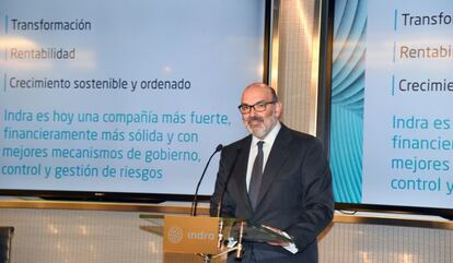 Fernando Abrill-Martorell, presidente de Indra, ayer en la junta de accionistas.