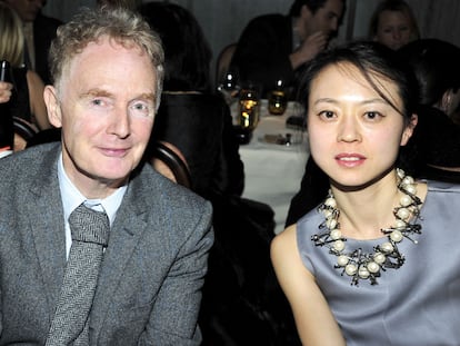 Malcolm McLaren yYoung Kim, en un evento organizado por Chanel en 2010.