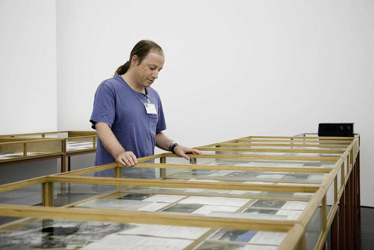 El artista vasco Ibon Aranberri gana el primer premio que otorga la Fundación MACBA