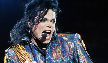 Michael Jackson, durante una presentación en 1998.