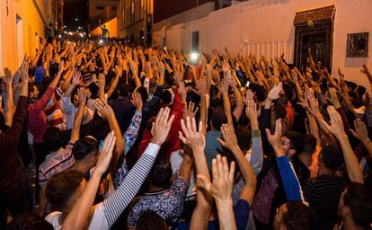 Manifestantes del Movimiento Popular, de Alhucemas, durante una protesta en la ciudad rife&ntilde;a el pasado 11 de junio.
 