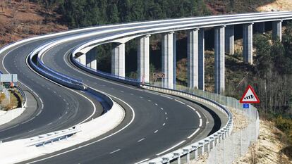 Autopista Central de Galicia, AP-53.