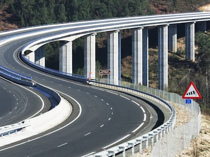 Autopista Central de Galicia, AP-53.