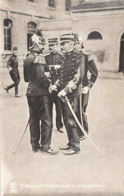 'Tras la rehabilitación de Dreyfus' (1906).