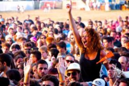 P&uacute;blico del festival Arenal Sound, en Burriana (Castell&oacute;n).