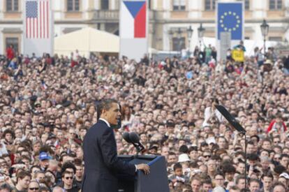 Barack Obama pronuncia un discurso sobre armas nucleares en Praga, donde asistió a la anterior cumbre con la UE en abril pasado.