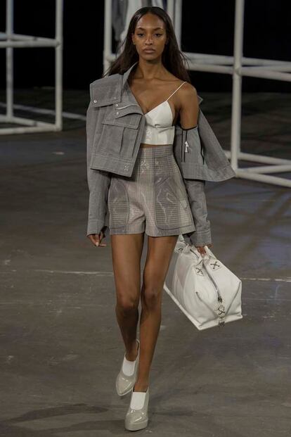 Alexander Wang vuelve a los 90