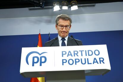 Alberto Núñez Feijóo, este viernes durante su comparecencia en la sede del PP en Madrid. 