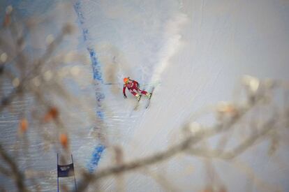 Fraenzi Aufdenblatten en la sesión de entrenamiento de esquí alpino femenino en las pistas de Rosa Khutor