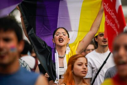 Una participante en la manifestación.