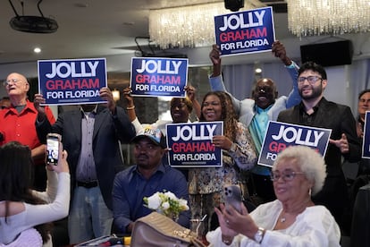 Simpatizantes de David Jolly en evento del candidato en North Miami, Florida, el 7 de octubre.