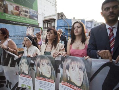 Susana Trimarco and her granddaughter Micaela march in a demonstration in Tucum&aacute;n.
 
