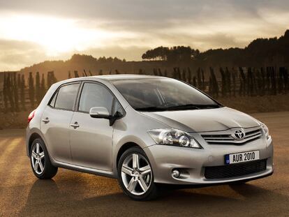 Toyota Auris 2010.