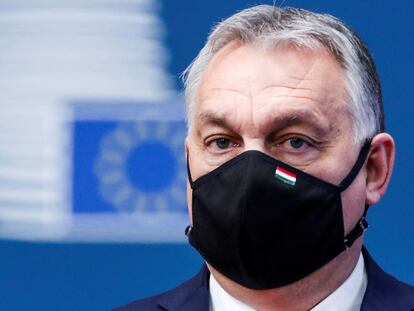 O primeiro-ministro húngaro, Viktor Orbán, chega à cúpula europeia de dezembro de 2020, em Bruxelas.