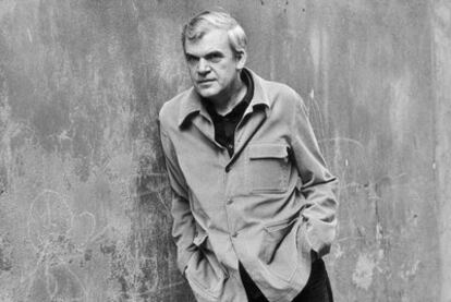 Milan Kundera en una imagen de 1979, cuando fue privado de su nacionalidad checa.