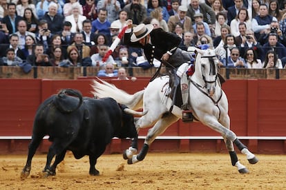 El rejoneador Diego Ventura, durante el segundo toro de la tarde.