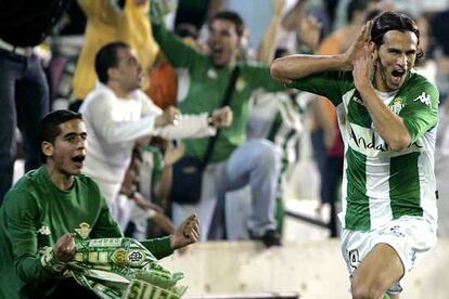 Capi celebra el gol de la victoria.