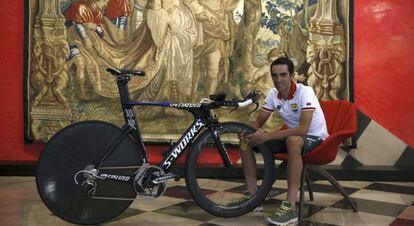 Alberto Contador, ayer en Zaragoza. 