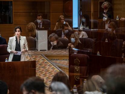 Isabel Díaz Ayuso, en la sesión de control de la Asamblea de Madrid, el jueves.