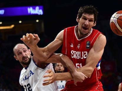 Marjanovic y Cusin, en el Serbia-Italia.