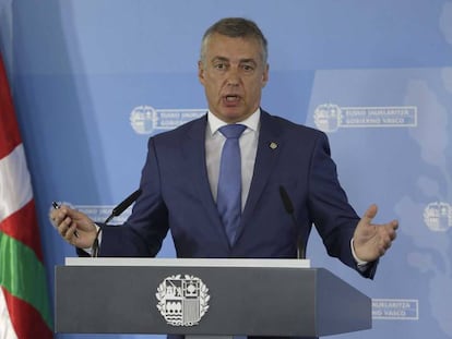 El lehendakari en la conferencia de prensa en el Palacio de Miramar, en San Sebastián.