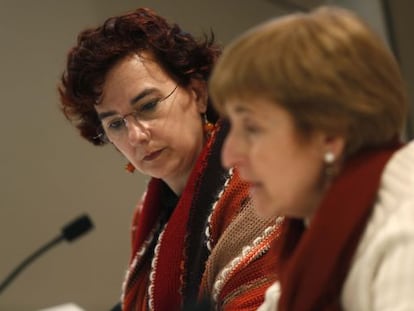 La directora de Donostia Kultura, Amaia Almirall, junto a la concejal de Cultura, Nerea Txapartegi.