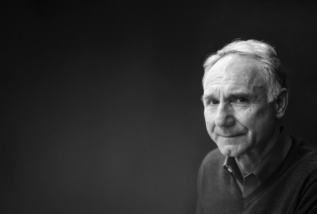 Dan Brown: “La especie humana nunca ha creado una tecnología que no haya convertido en arma”