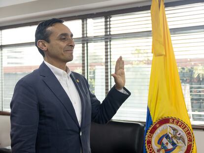El director general del Servicio Geológico Colombiano, Julio Fierro, el día en que tomó el cargo.