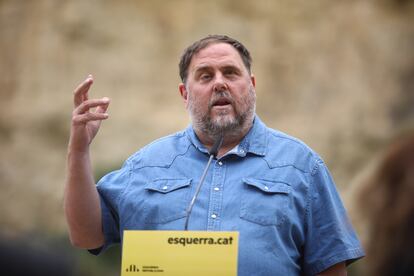 Oriol Junqueras, presidente de ERC, el pasado día 9, durante el homenaje de su partido a los alcaldes que apoyaron la Segunda República, en el Fossar de la Pedrera, en Montjuïc.